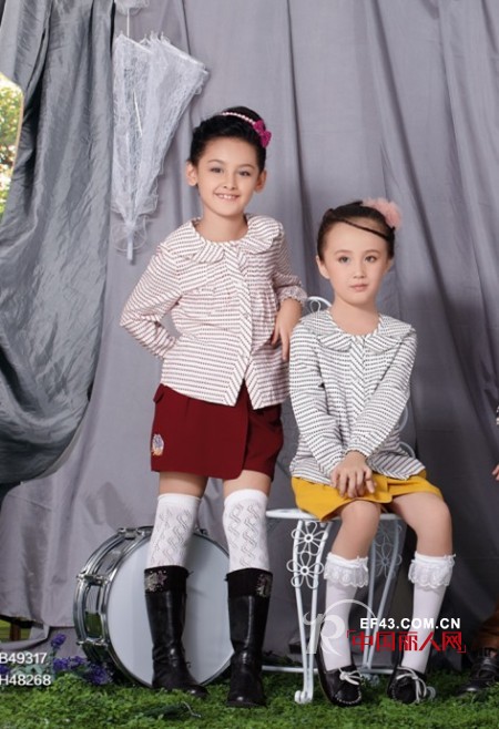 畅游迪士尼乐园 秋冬新款上市 时尚来袭