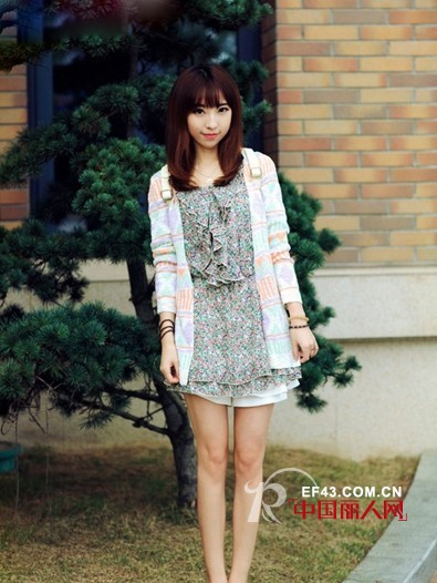 针织开衫初秋流行搭配法