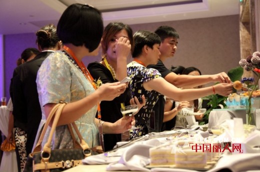 1727女装2013年“甜美时光·优雅印象”鸡尾酒会圆满落幕