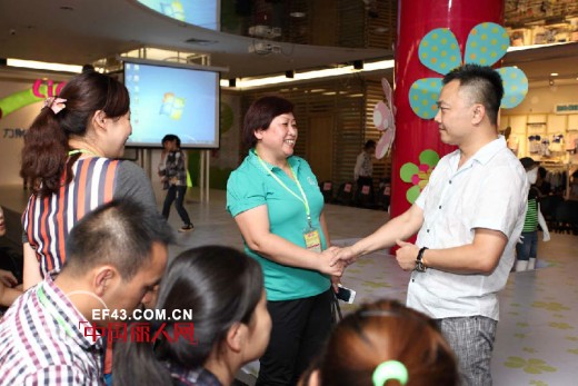 祝贺力果童装2014春夏订货会获得圆满成功