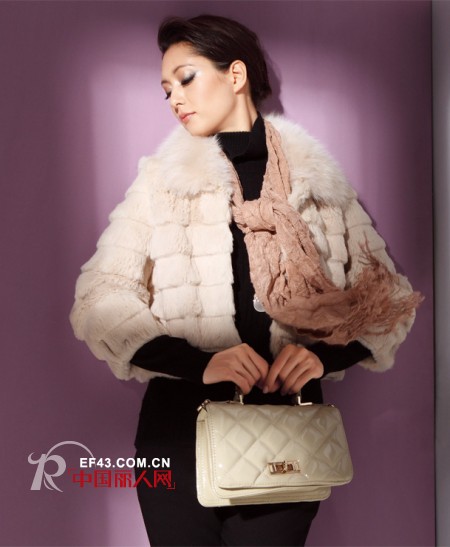 衣莎美诺-AESOMINO