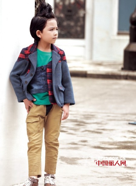 最新童装搭配 呢子小外套怎么搭配