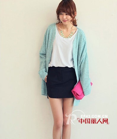 微胖女孩穿衣搭配 初秋针织衫