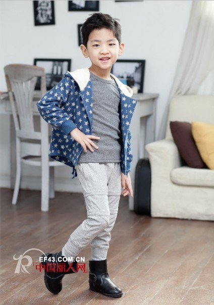 秋季搭配 外套轻松搭个性十足