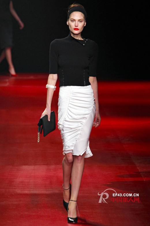 莲娜丽姿Nina Ricci女装2013秋冬秀