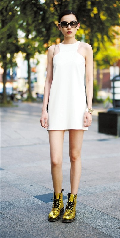 夏末秋初短靴齐上阵 帅气LOOK街头最吸睛