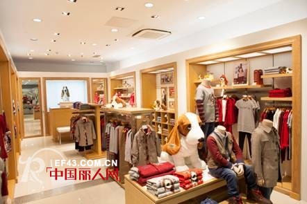 暇步士童装中国区发展超预期