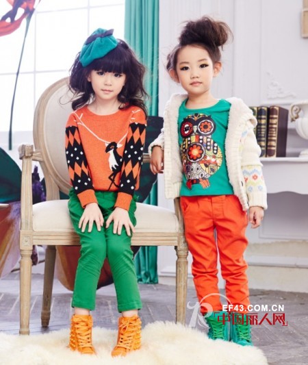 时尚混搭风格 炫彩童装装扮