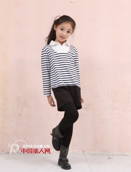 秋季穿衣技巧 再现黑白经典