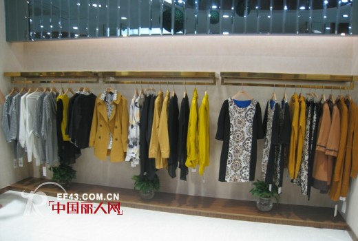 恭祝MOVEEASY名彡女装义乌篁园店隆重开业