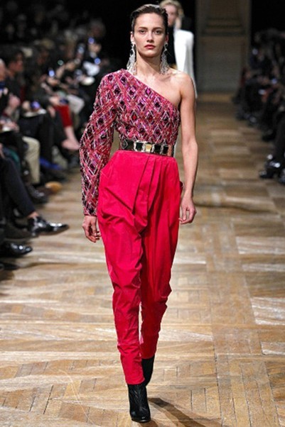 2013女装秋冬流行款式——烟管袖