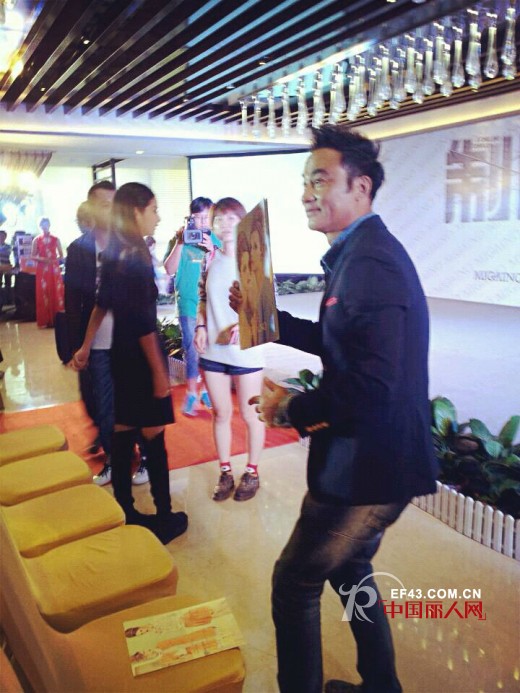 曼娅奴独家冠名电影《制服》深圳媒体见面会独家现场