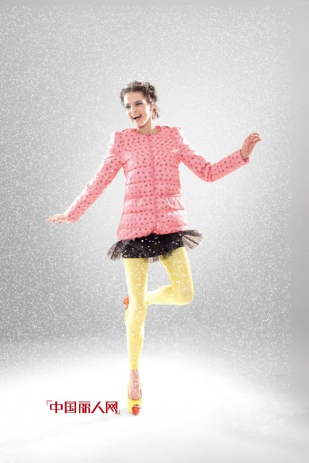 冬季必备保暖单品 亮色羽绒小外套