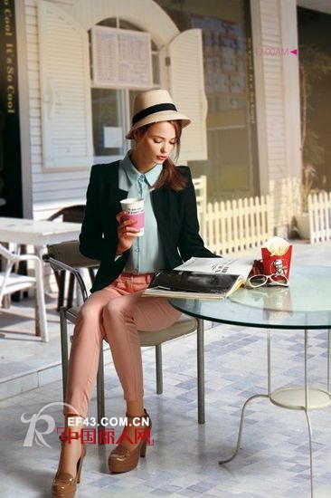 初秋服装搭配 窈窕淑女装轻松驾驭