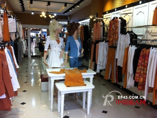 七吻服饰泰州店盛大开业,新形象助力销售成果明显