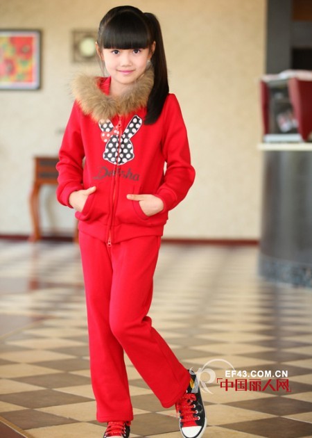 运动套装 秋季时尚休闲装扮