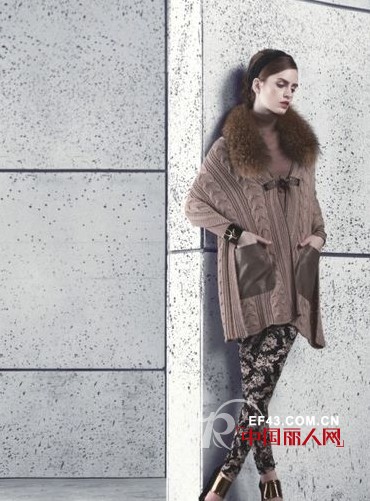 美好秋季  看百变女郎如何装扮自己