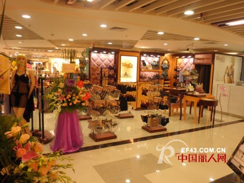 内衣店装修细节小技巧