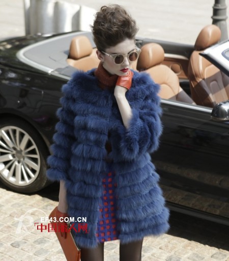皮草搭配 红凯贝尔女装教你皮草怎么搭配