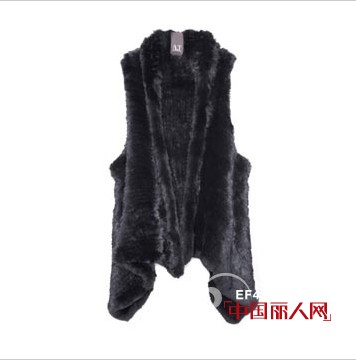 A.T by ATSURO TAYAMA 品牌女装    皮草时尚