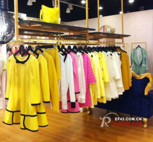 深圳连奴时装第二品牌--韶关浈江风度名城P+TWO隆重开业