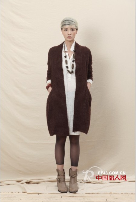 秋装新款针织衫毛衣搭配  底色低调奢华美