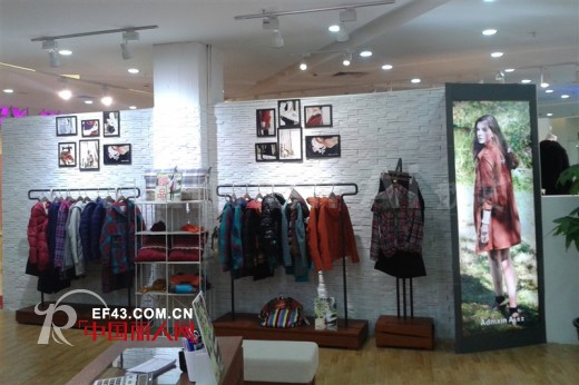 热烈庆祝歆艾女装广东清远锦绣清城新店开业