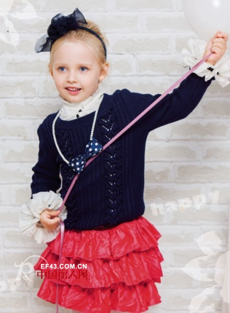 深蓝色是什么颜色 深蓝色服装适合孩子穿吗