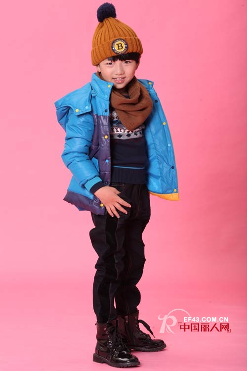 十二三岁的小孩该穿什么款式 休闲服装搭配