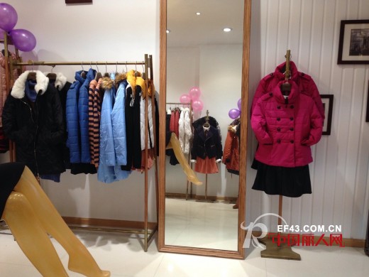 热烈祝贺普普风女装四川广安邻水店盛大开业