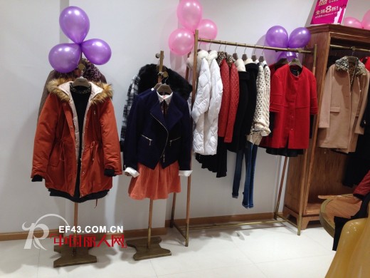 热烈祝贺普普风女装四川广安邻水店盛大开业