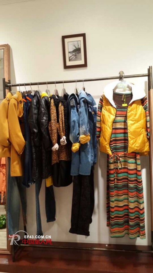 恭祝普普风女装甘肃兰州 四川绵阳两店盛大开业