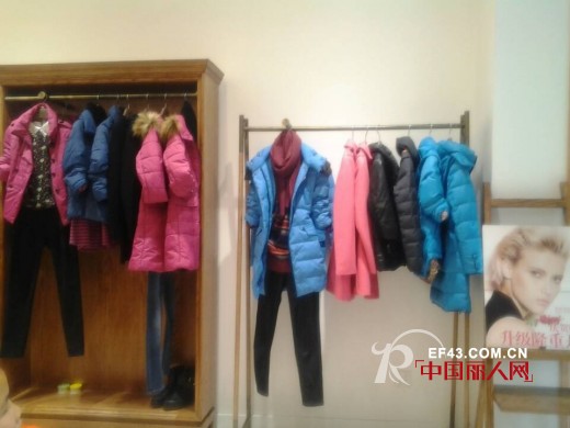 恭祝普普风女装甘肃兰州 四川绵阳两店盛大开业