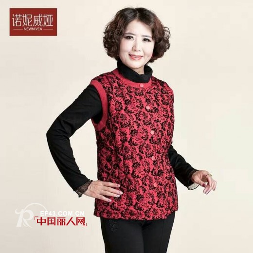 贴心马甲时尚装 中老年最护心的的单品