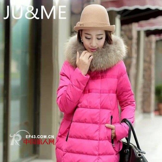 短款外套搭配 温柔女子打造法术