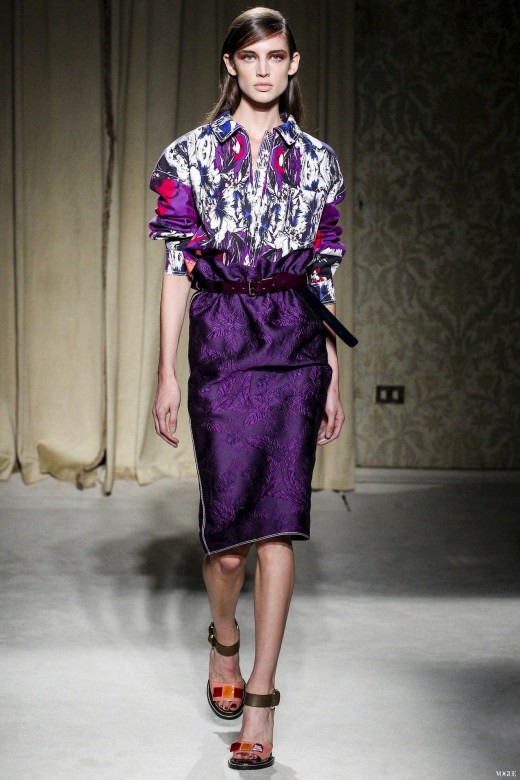 2014年度代表色:「兰花紫」