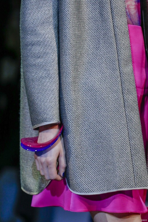 2014年度代表色:「兰花紫」