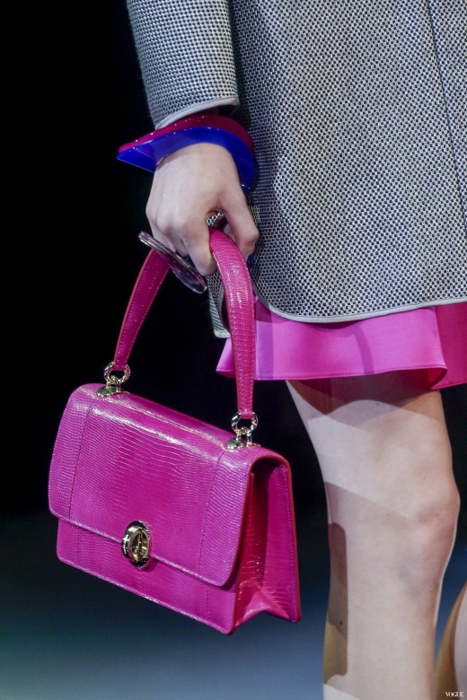 2014年度代表色:「兰花紫」