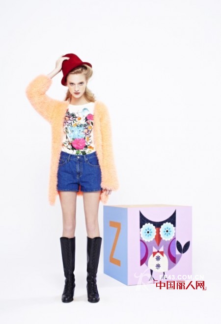 韩剧女主角服装搭配 韩国女装品牌CLIZY