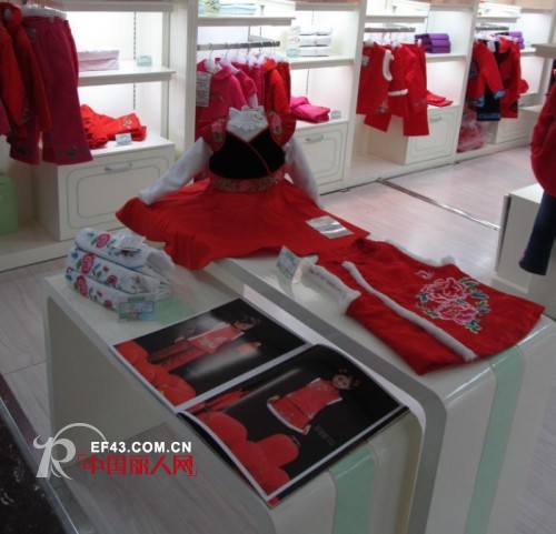 童装店铺怎么陈列好看 怎么把服装店陈列做好