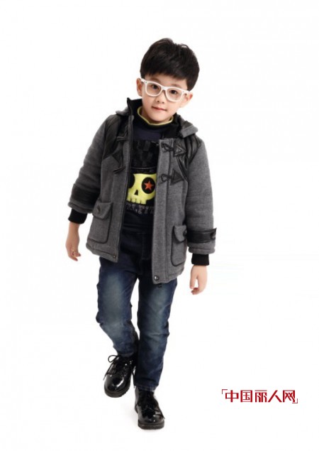 呢子外套什么颜色好看 呢子外套搭配