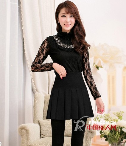 女装时尚搭配 小褶裙搭配术