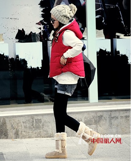 时尚女装搭配 最爱远处一抹红