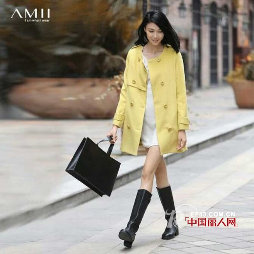 2014韩版欧式风衣推荐 搭配针织衫保暖靓丽