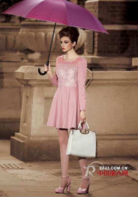 呢子连衣裙有什么款式比较好看