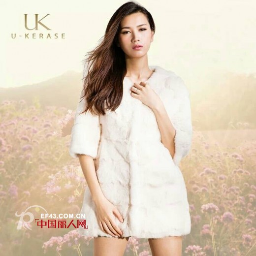 年货低价大放送 糖果色呢子大衣汇聚一体