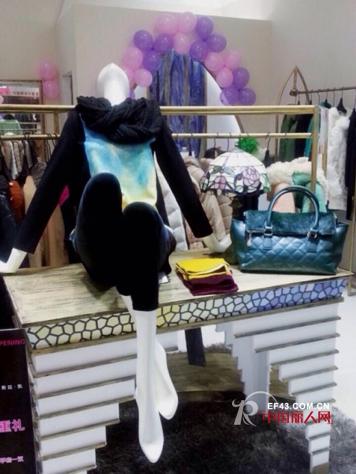 祝贺迪斯廷.凯女装洛阳二店隆重开业