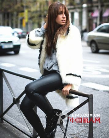 什么是朋克风 牛仔外套搭配出朋克风