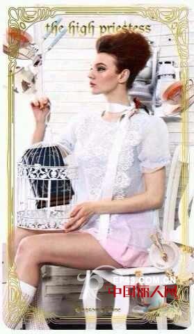 2014春夏新品女装 拼接工艺演绎时尚搭配