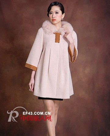 皮草大衣 狐狸毛领高腰毛呢外套搭配